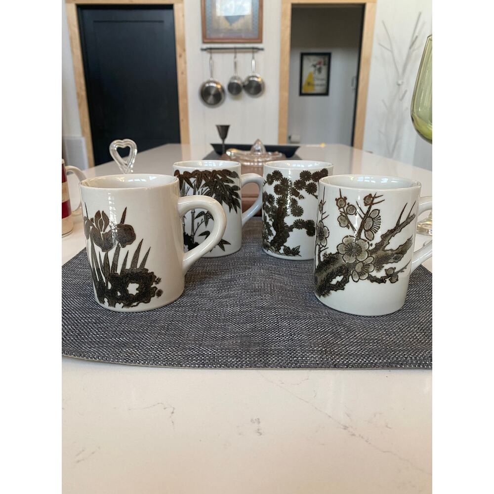 Asian Style Set of 4 Floral Pattern Coffee Mugs Silvery Black on White